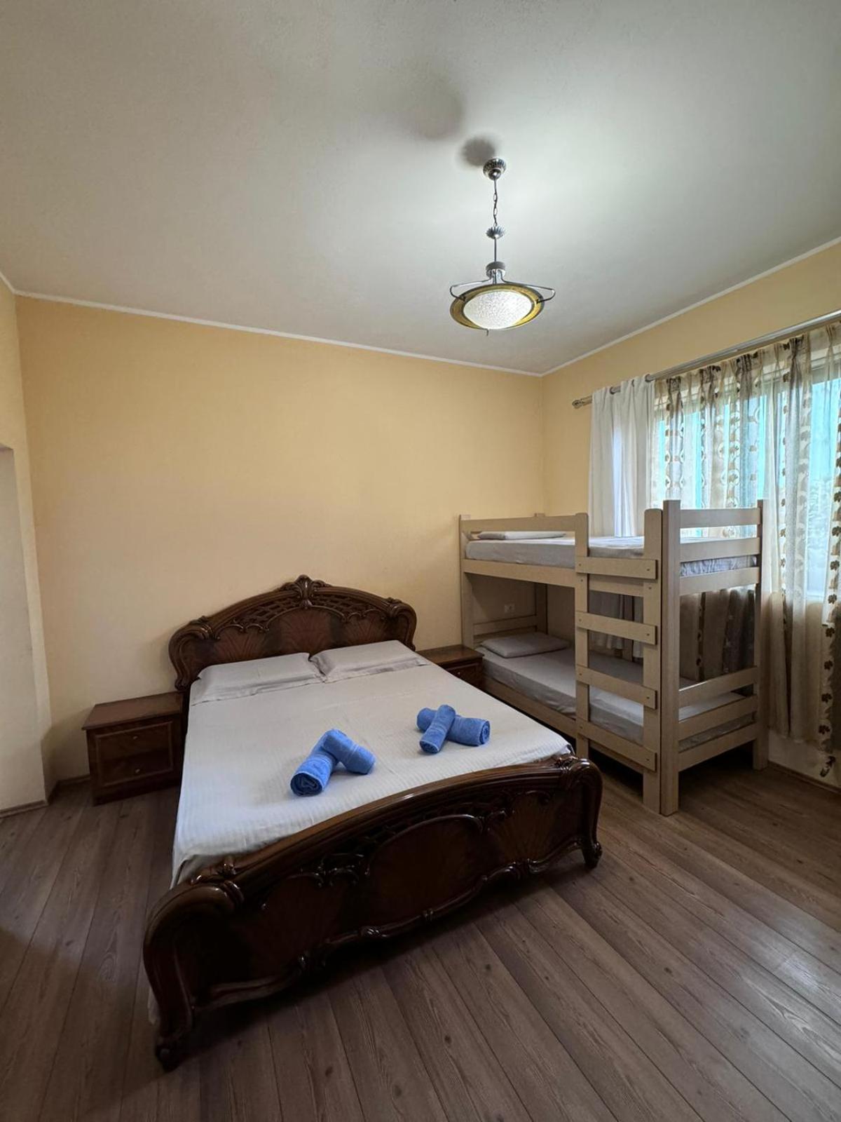 Blissful Hostel Shkodër Eksteriør bilde