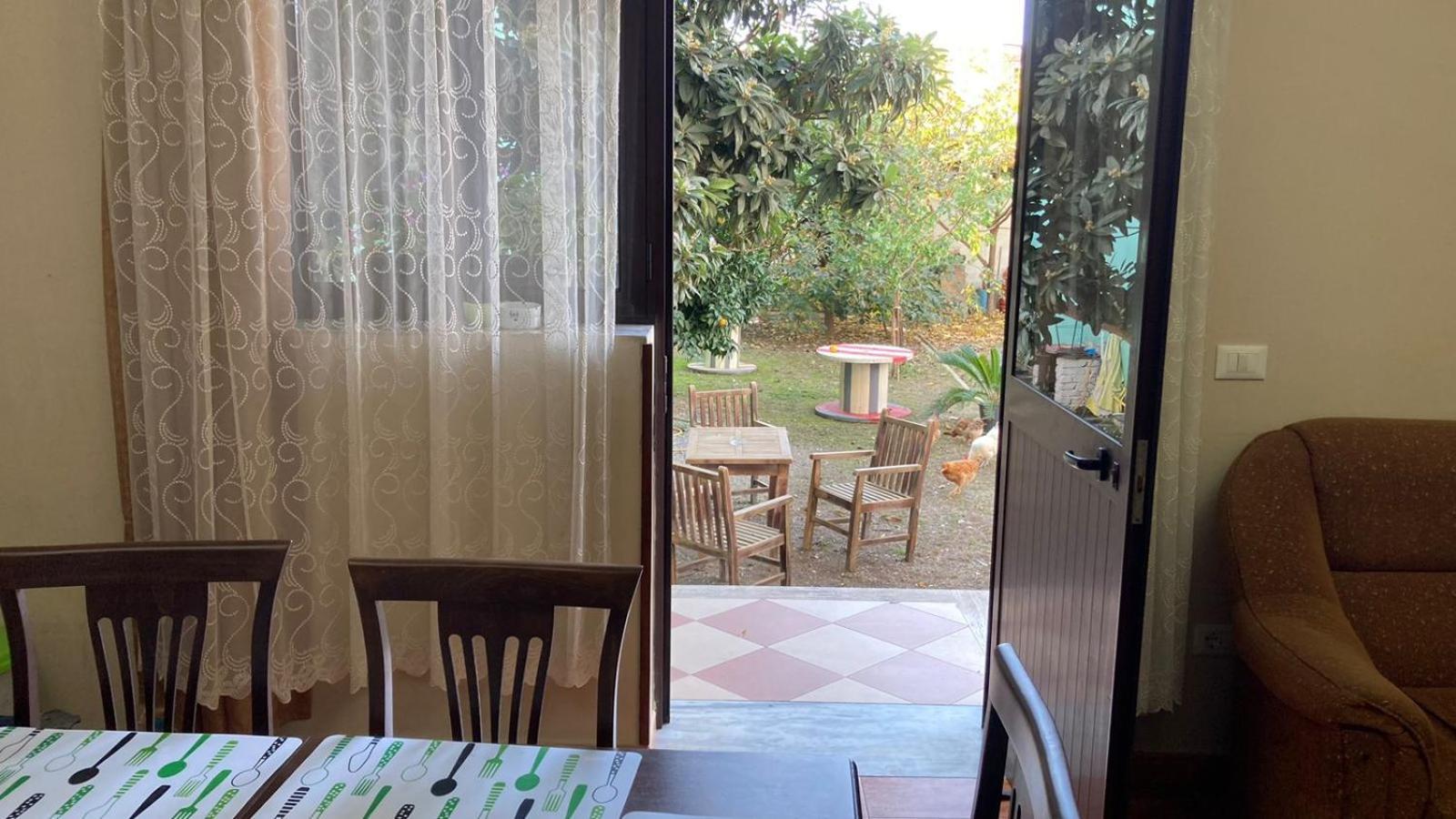 Blissful Hostel Shkodër Eksteriør bilde